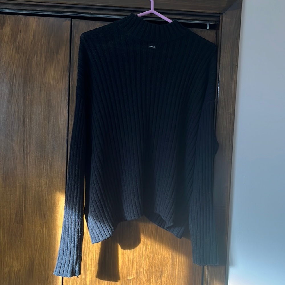 RVCA sweater